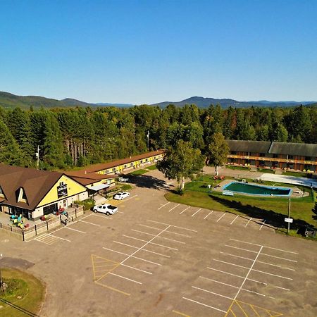 La Cuillere A Pot Otel Saint-Donat-de-Montcalm Dış mekan fotoğraf