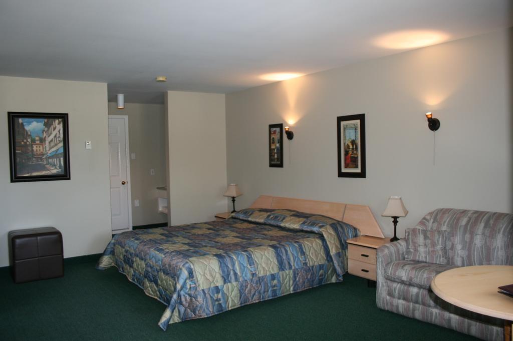 La Cuillere A Pot Otel Saint-Donat-de-Montcalm Oda fotoğraf